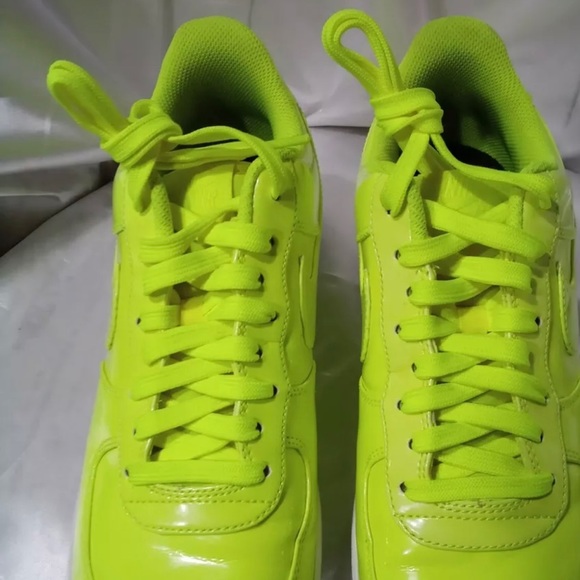 Men AIR Force 1 ‘07 LV8 UV - Picture 2 of 7